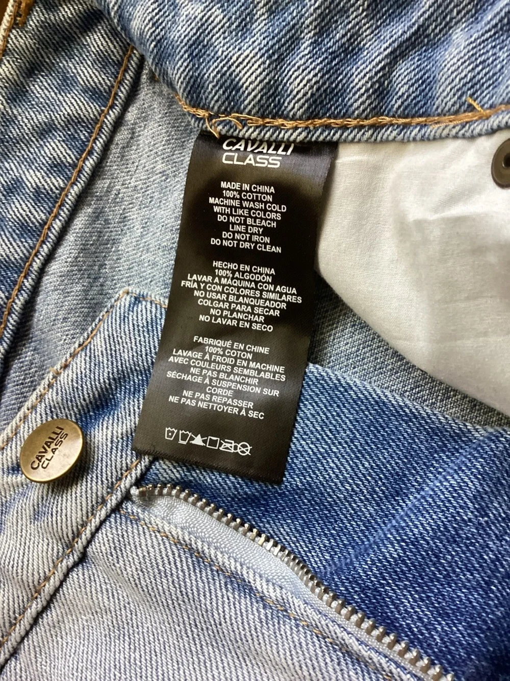Cavalli Class Sprocket Classic Rise Light Wash Denim Frayed Hem Shorts sz 27 - Picture 4 of 4